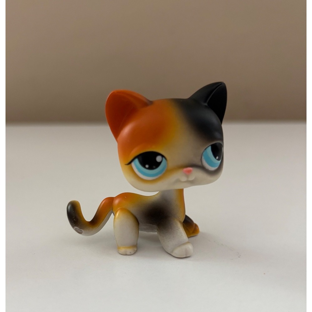 Littlest Pet Shop Shorthair Cat #106 Calico 2006 Hasbro Authentic G2